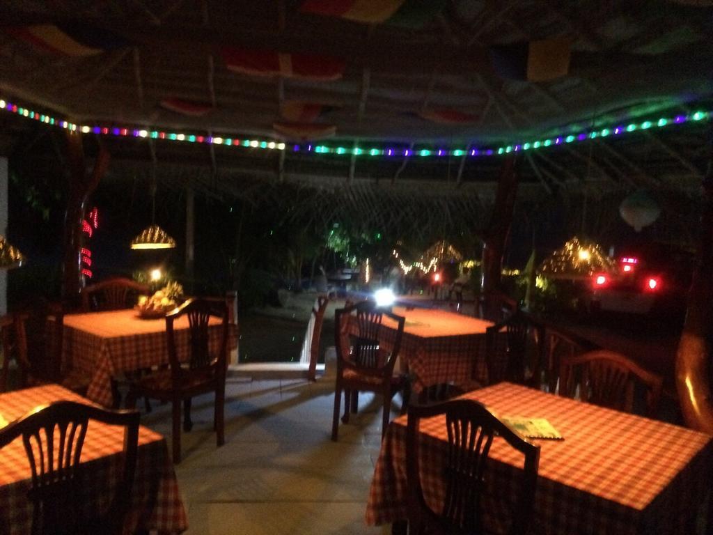 Sea Side Guest House Тангалла Экстерьер фото